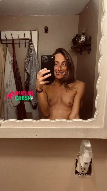 tiny tits amateur freckled MILF selfie nude