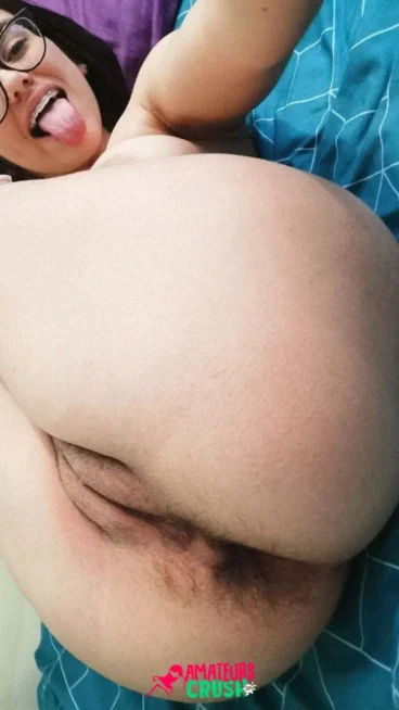 amateur cute hairy Hispanic teen pussy ass big butt selfies